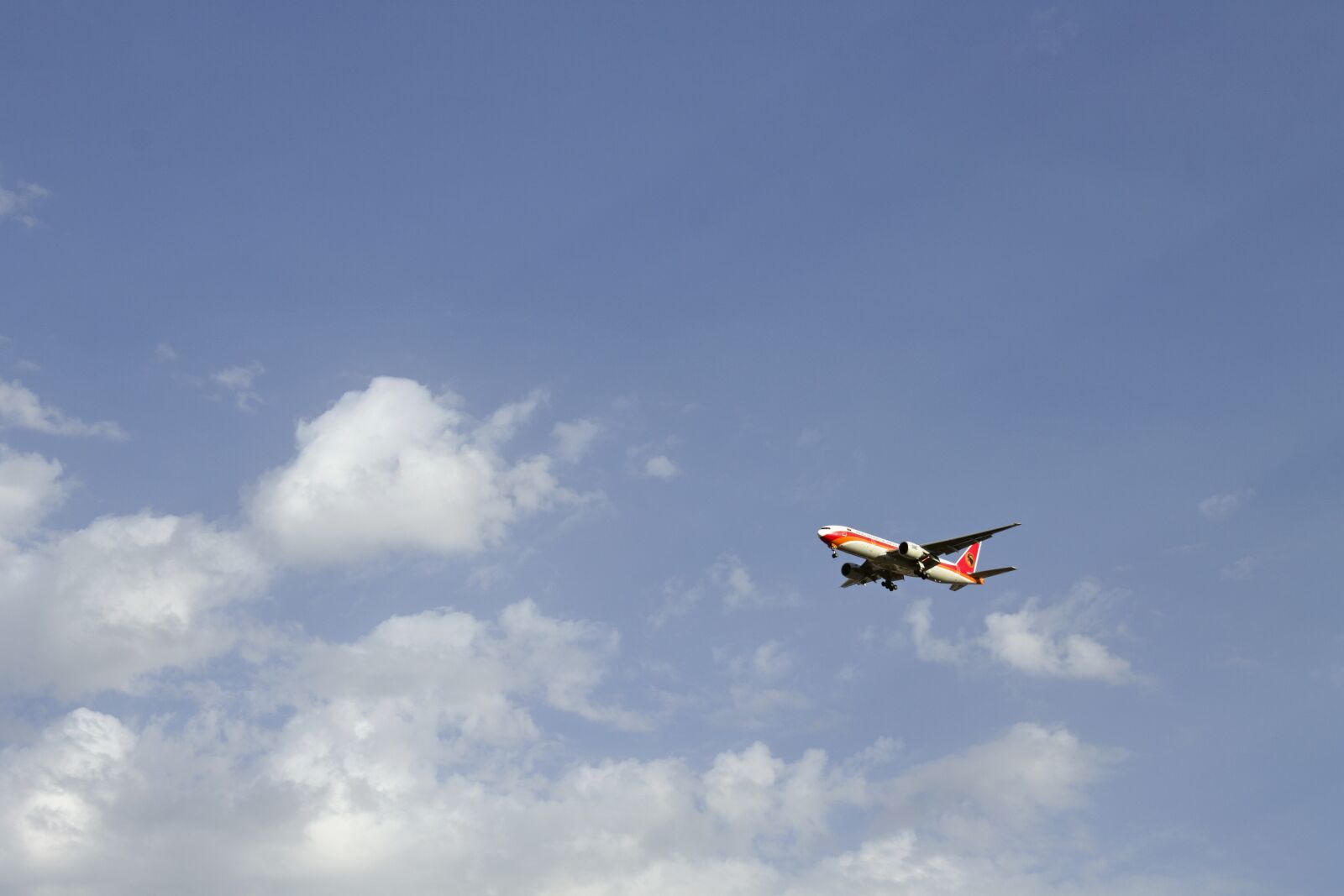 Canon EOS 1100D (EOS Rebel T3 / EOS Kiss X50) sample photo. Plane, sky, airplane photography