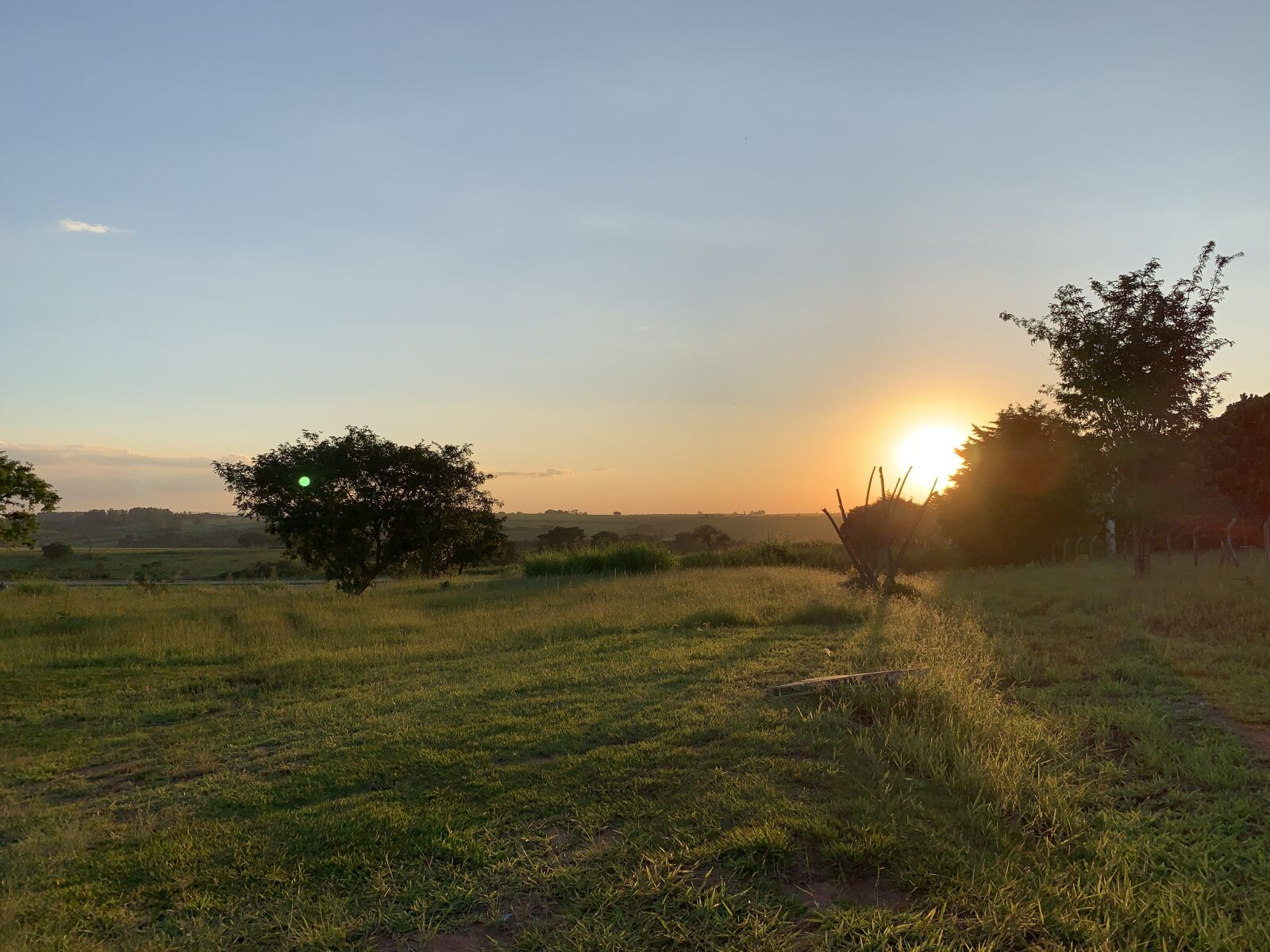 Apple iPhone XR sample photo. Sunset, clouds, landscape photography