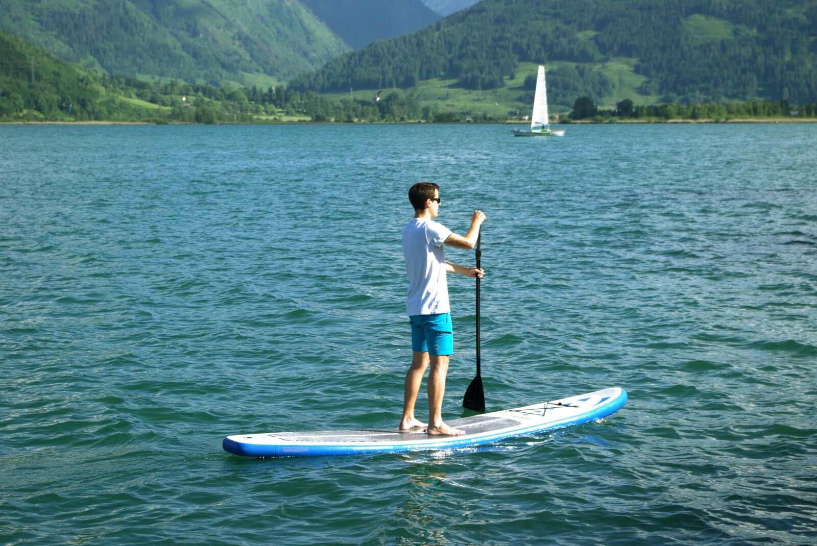 Samsung GX-10 sample photo. Lake, water, waters photography