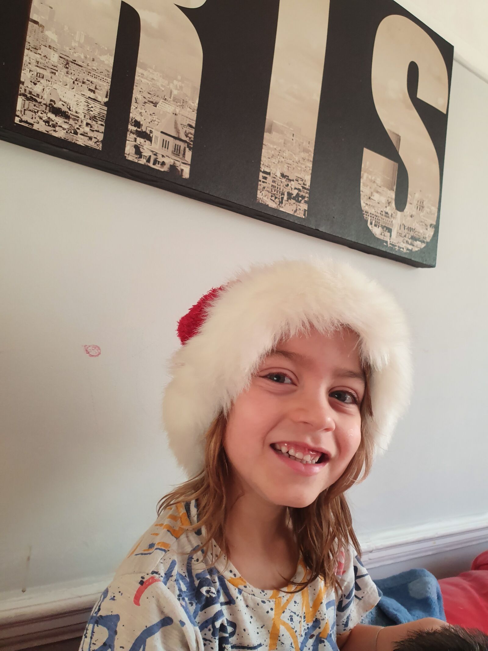 Samsung Galaxy S10+ sample photo. Kid, boy, christmas photography