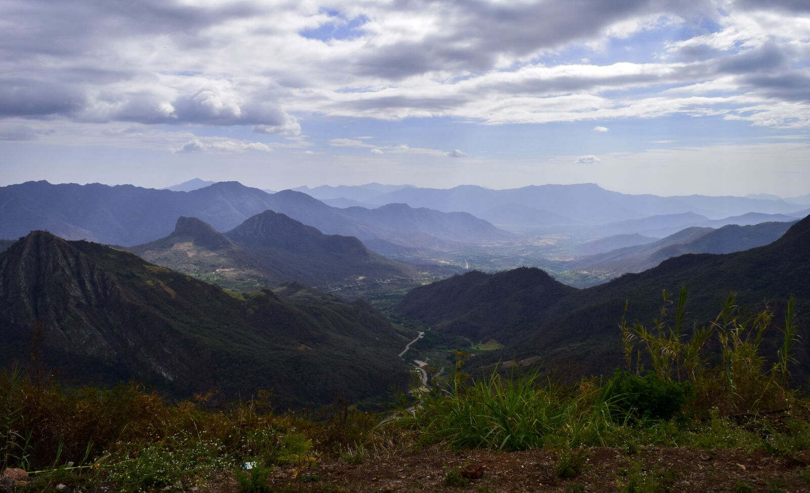 Nikon D3300 sample photo. Landscape, clouds, vegetation photography