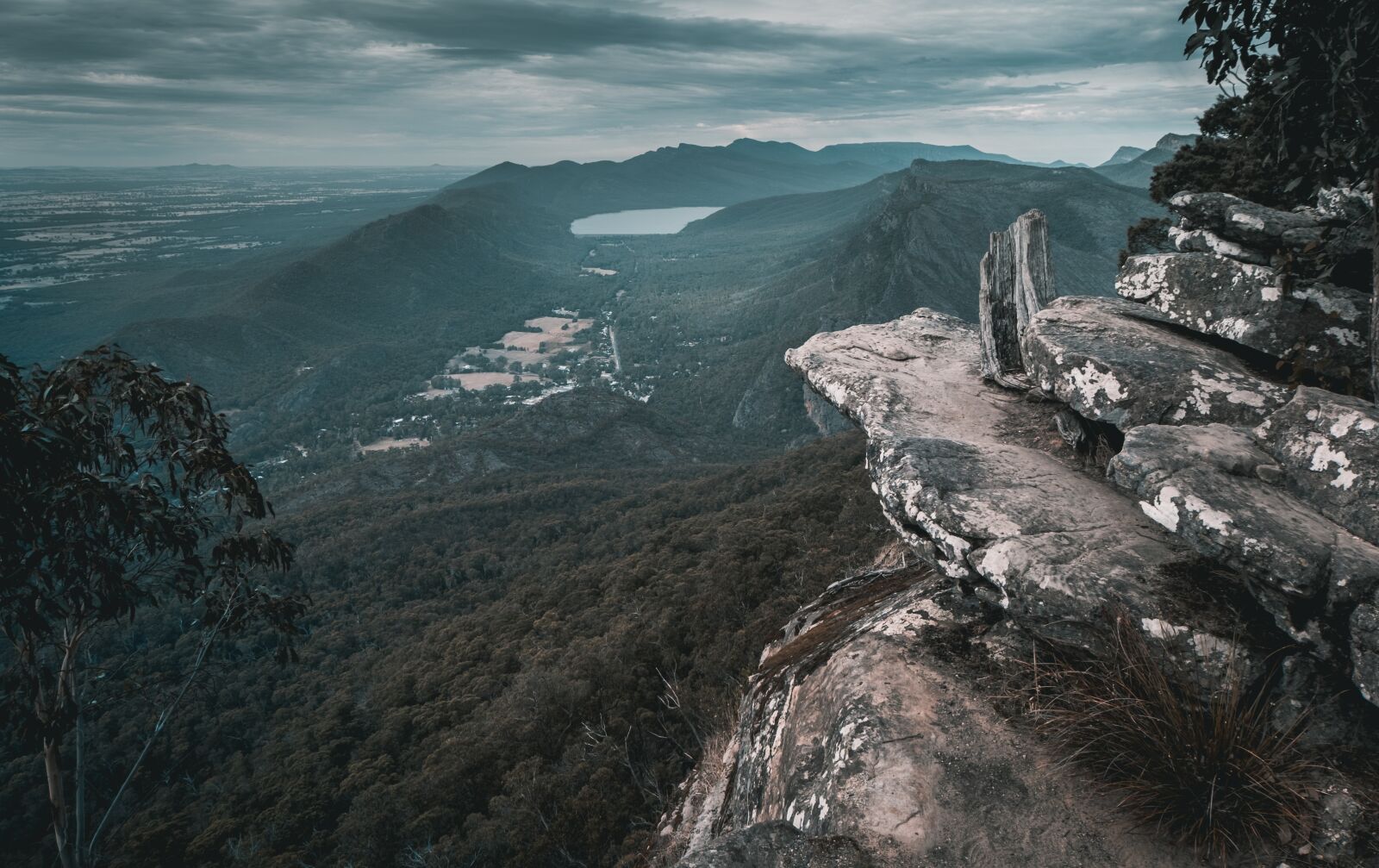 Fujifilm X-T20 sample photo. Landscape, a bird's eye photography