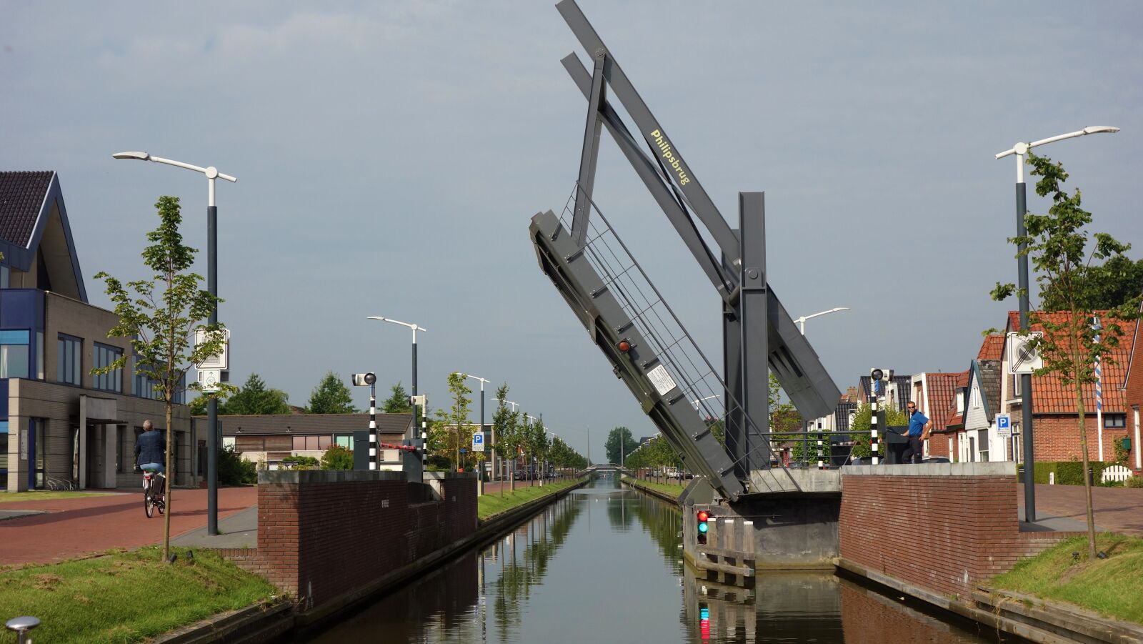 Sony Cyber-shot DSC-RX100 sample photo. Lift bridge, bridge, open photography