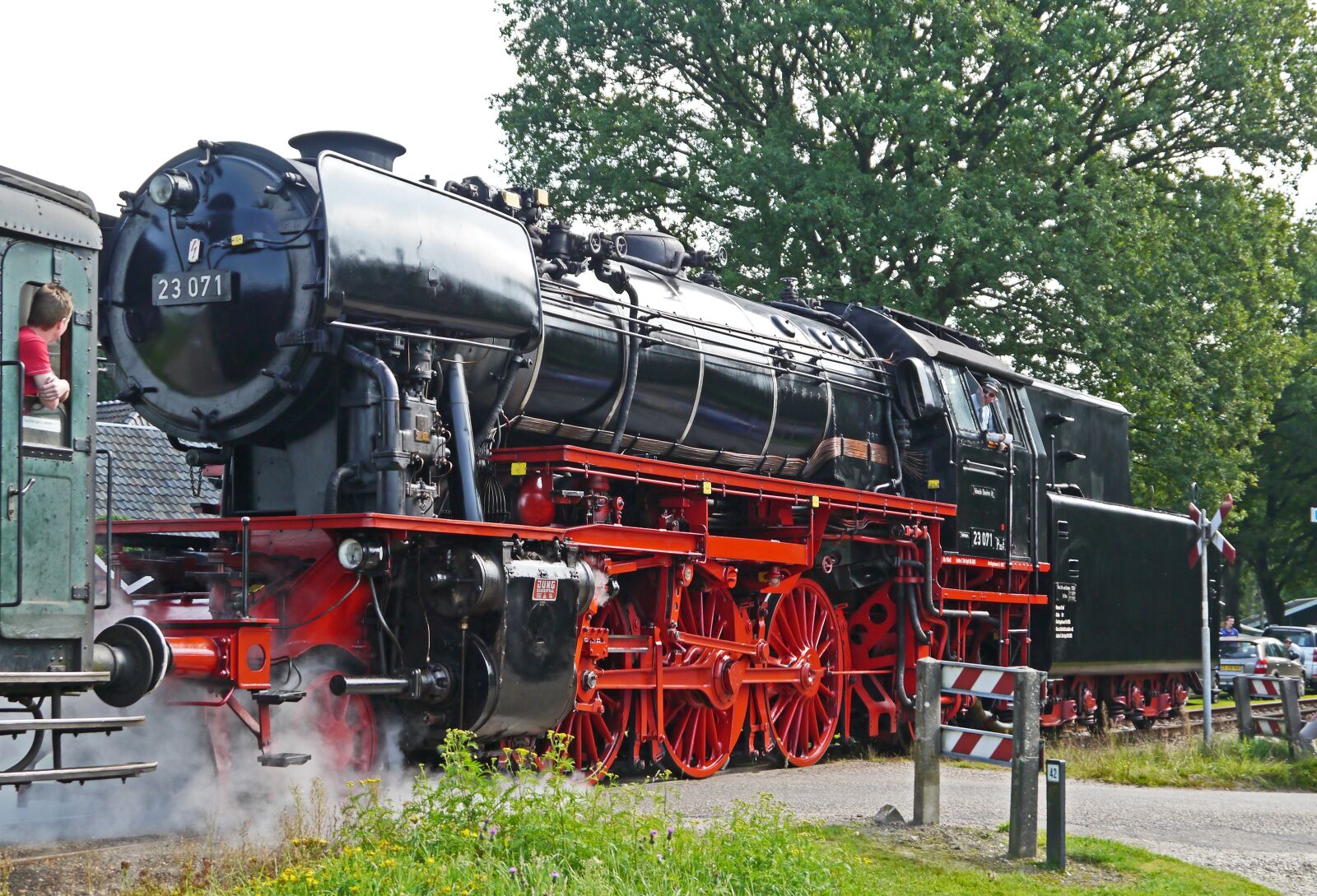 Panasonic Lumix DMC-G3 sample photo. Steam locomotive, passenger train photography