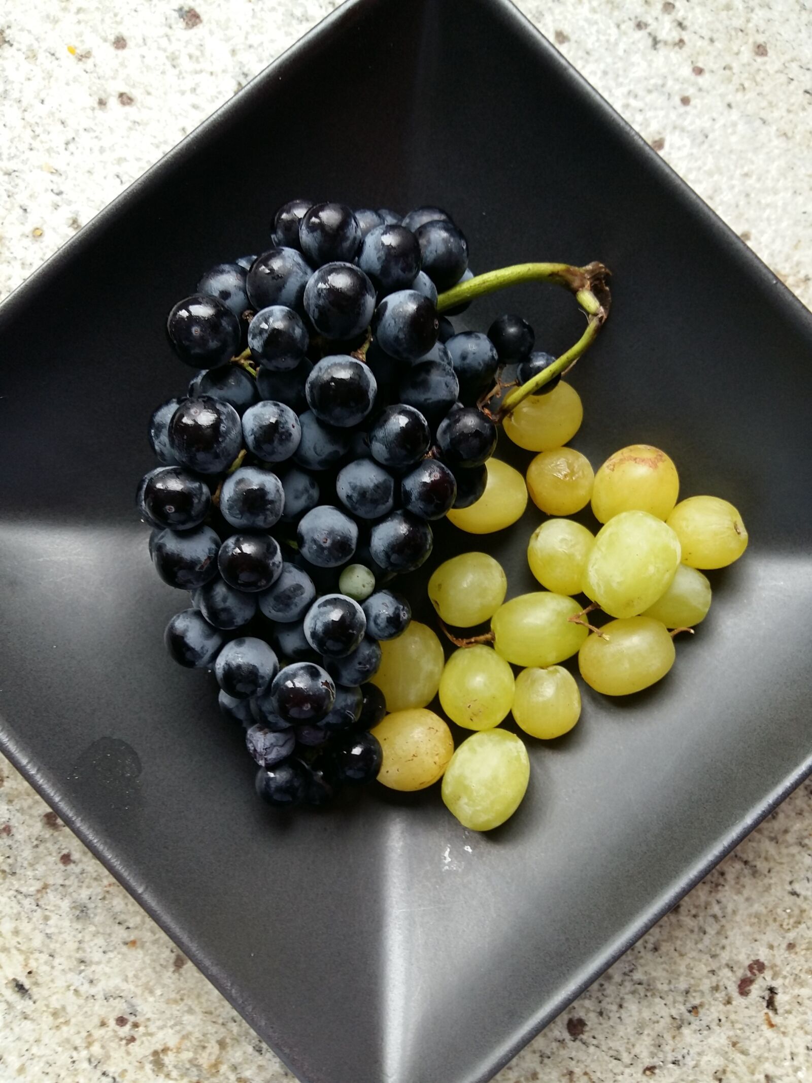 Samsung Galaxy A5 sample photo. Grapes, food, fruit photography