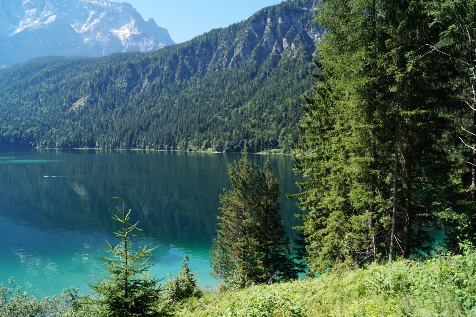 Sony DT 18-55mm F3.5-5.6 SAM II sample photo. Eibsee, bavaria, lake photography