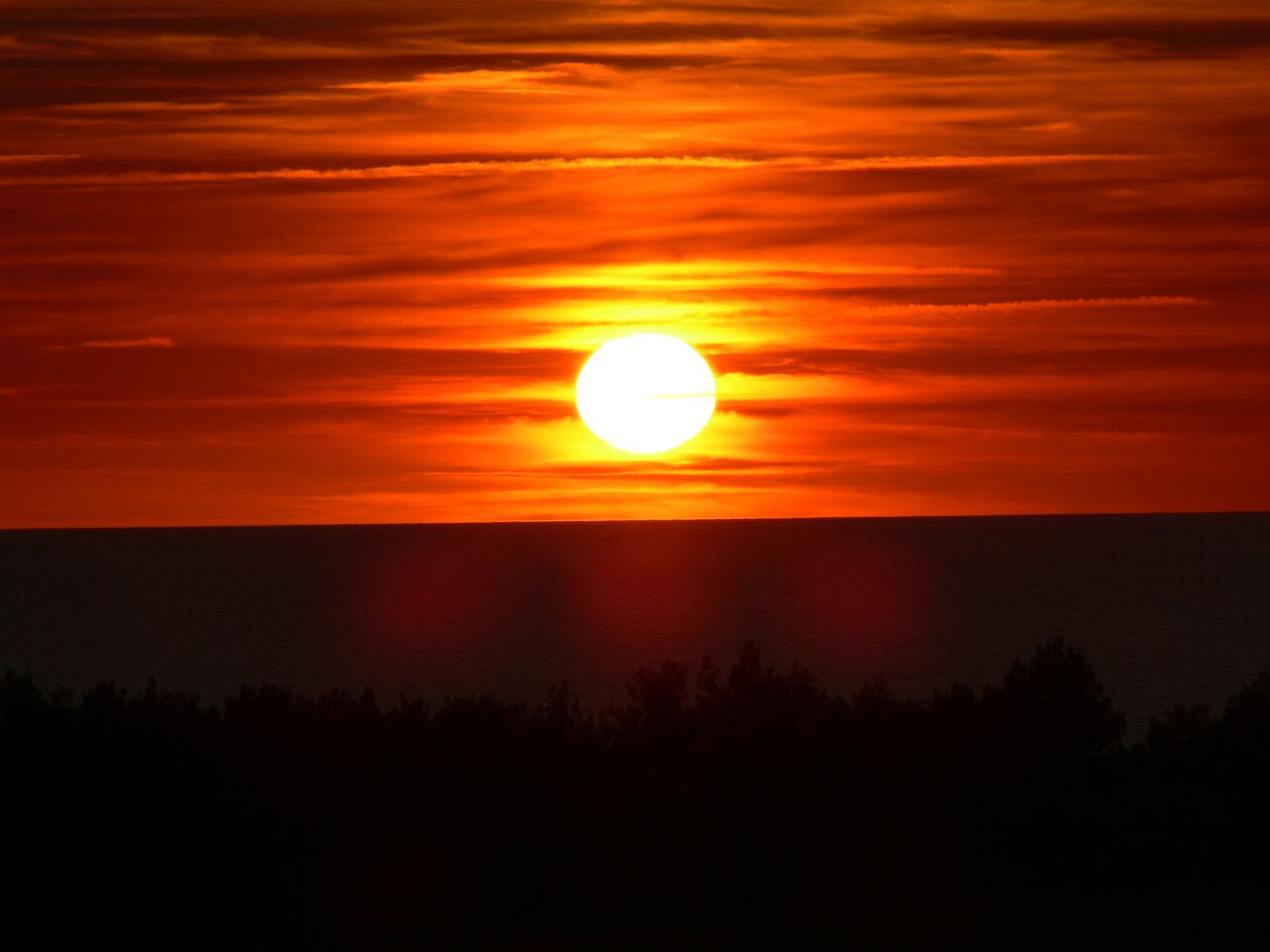 Panasonic DMC-FZ30 sample photo. Sunset, sun, sky photography