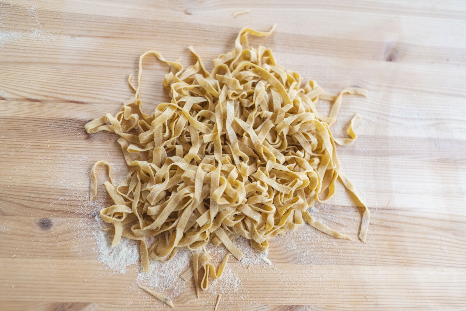 Nikon D750 sample photo. Pasta machine, spaghetti, chef photography