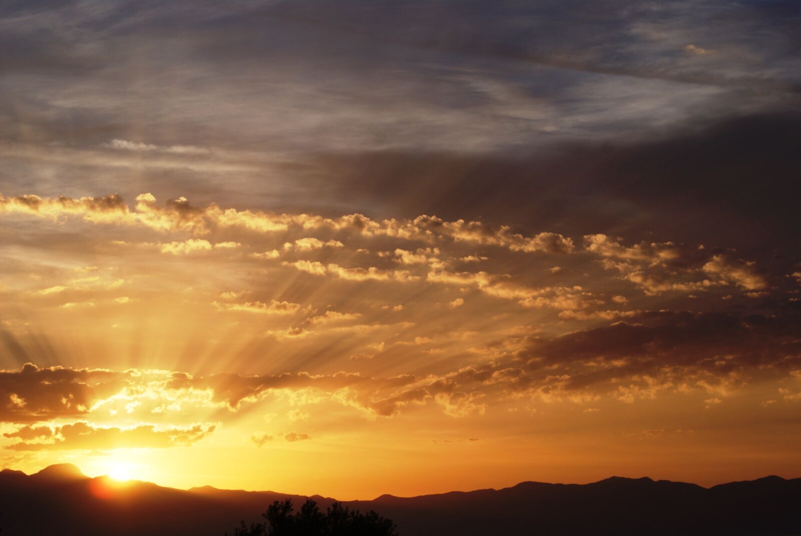 Sony Alpha DSLR-A230 sample photo. Dawn, daybreak, sky photography