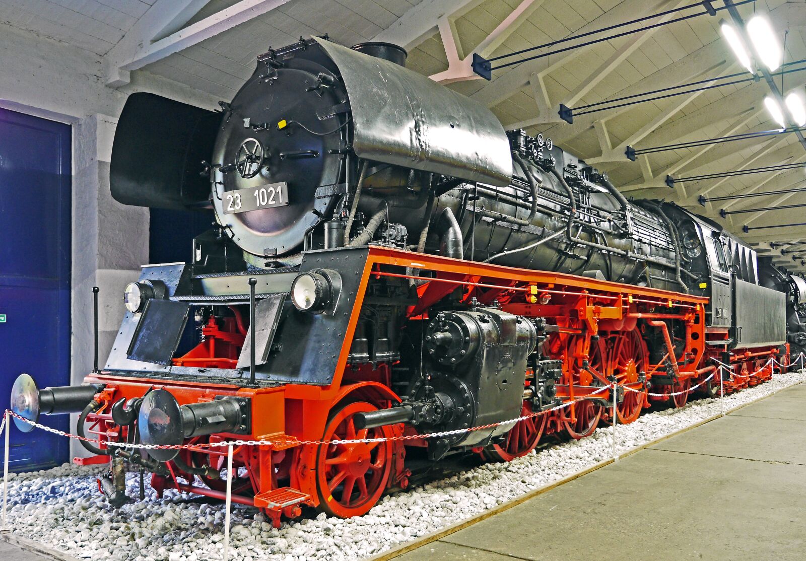 Panasonic Lumix DMC-GH3 sample photo. Steam locomotive, exhibit, museum photography