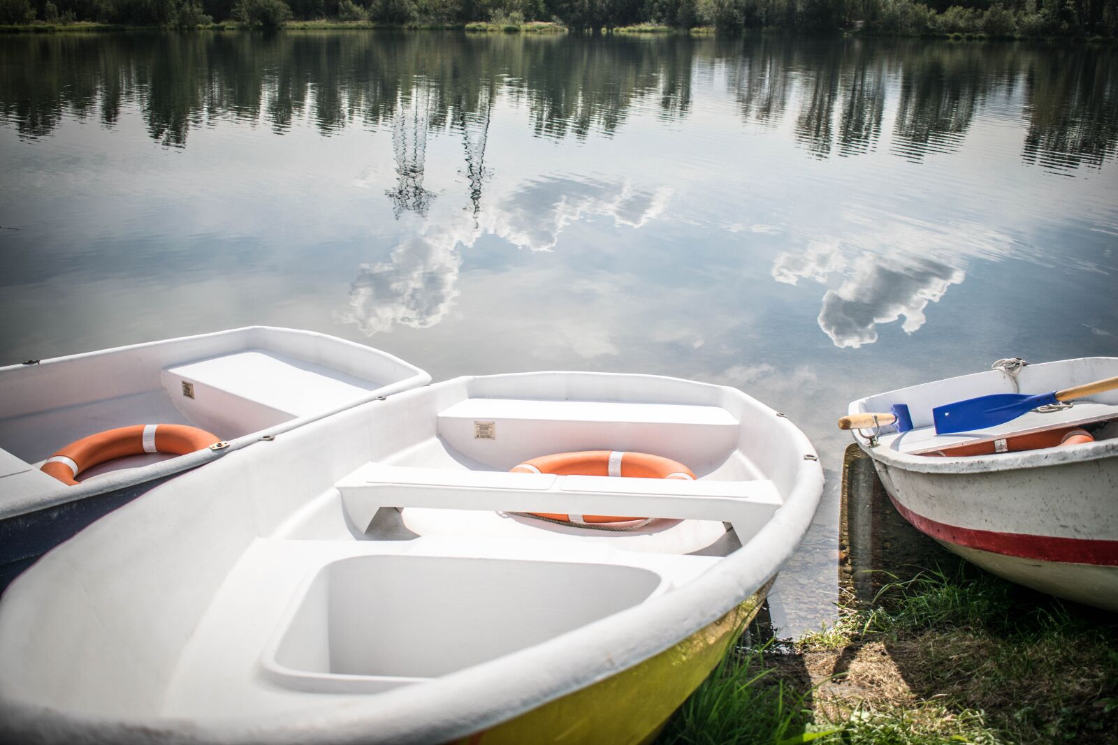 Nikon D3300 sample photo. Water, boat, reflection photography
