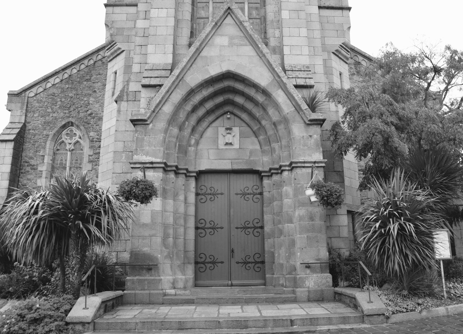 Nikon D5200 sample photo. Church, photo black white photography