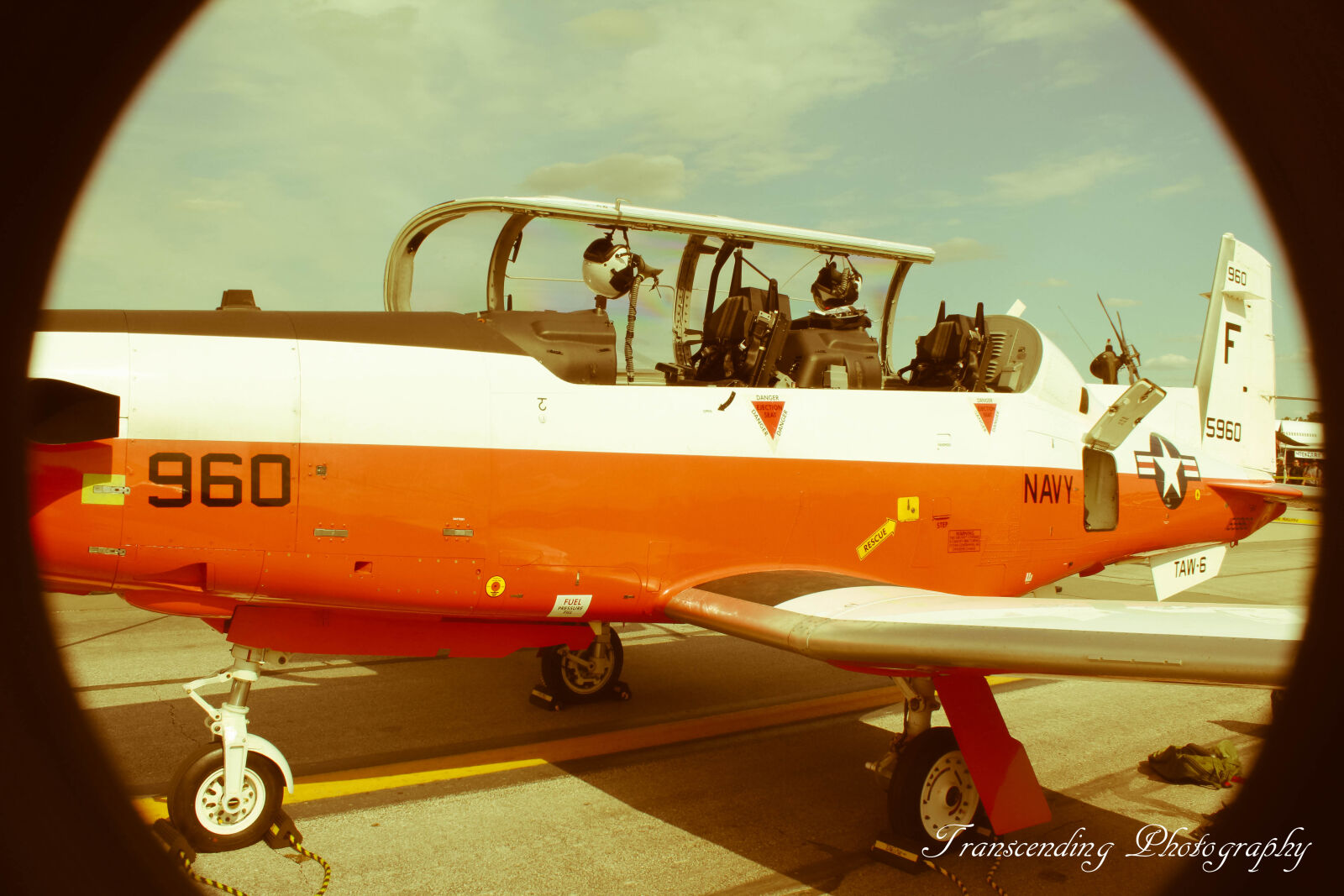 Canon EOS 1200D (EOS Rebel T5 / EOS Kiss X70 / EOS Hi) sample photo. Airplane, airshow, telephoto, lens photography