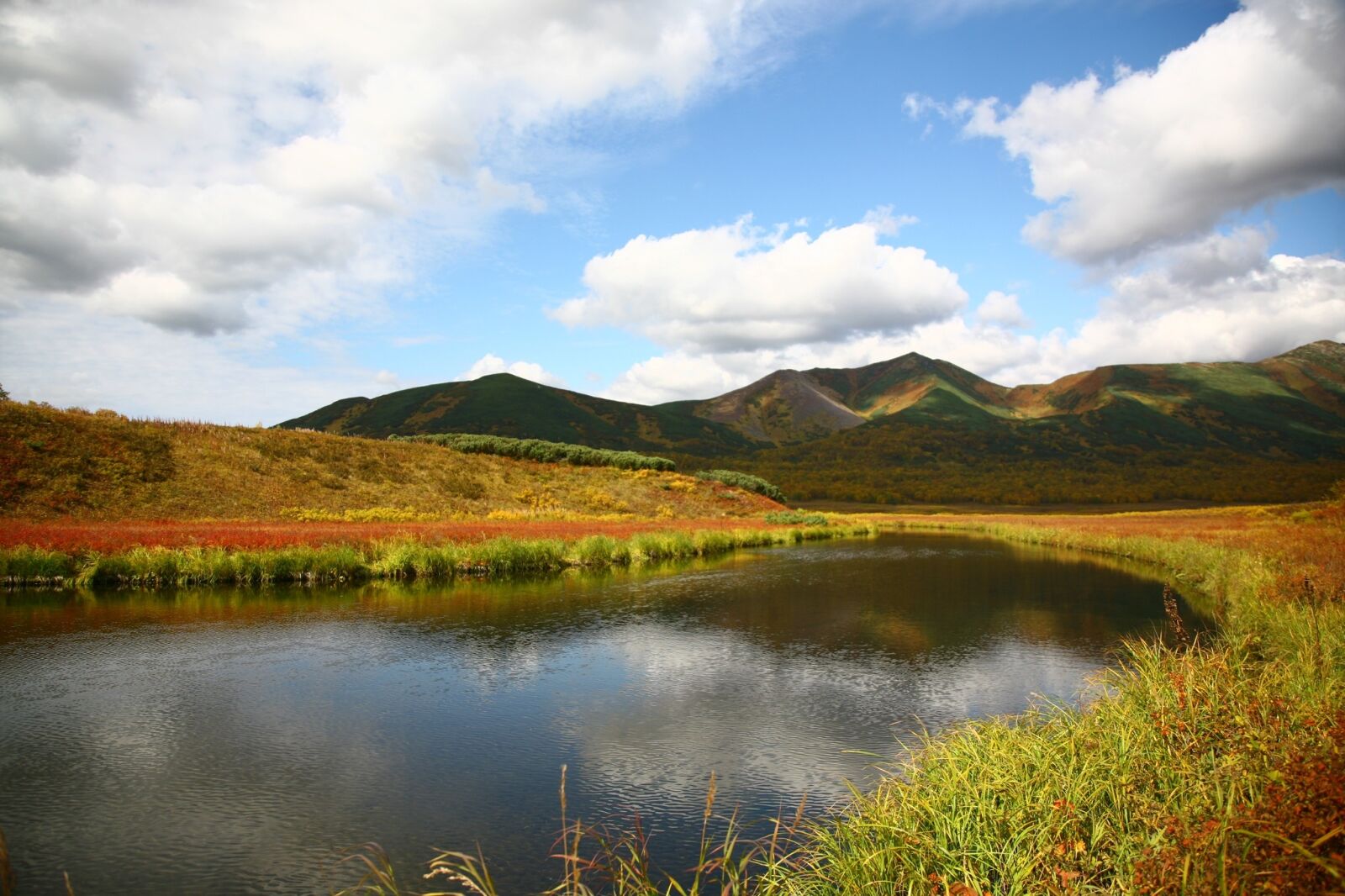 Canon EOS 5D sample photo. Lake, mountains, tundra photography