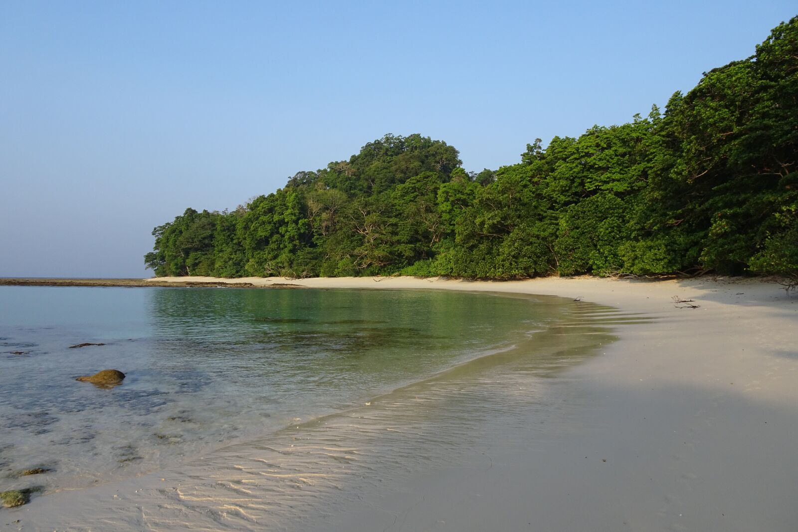 Sony Cyber-shot DSC-HX90V sample photo. Beach, sea, radhanagar photography