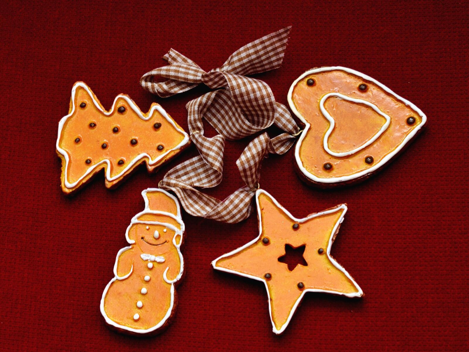Nikon D5100 sample photo. Cookie, delicious, food, heart photography