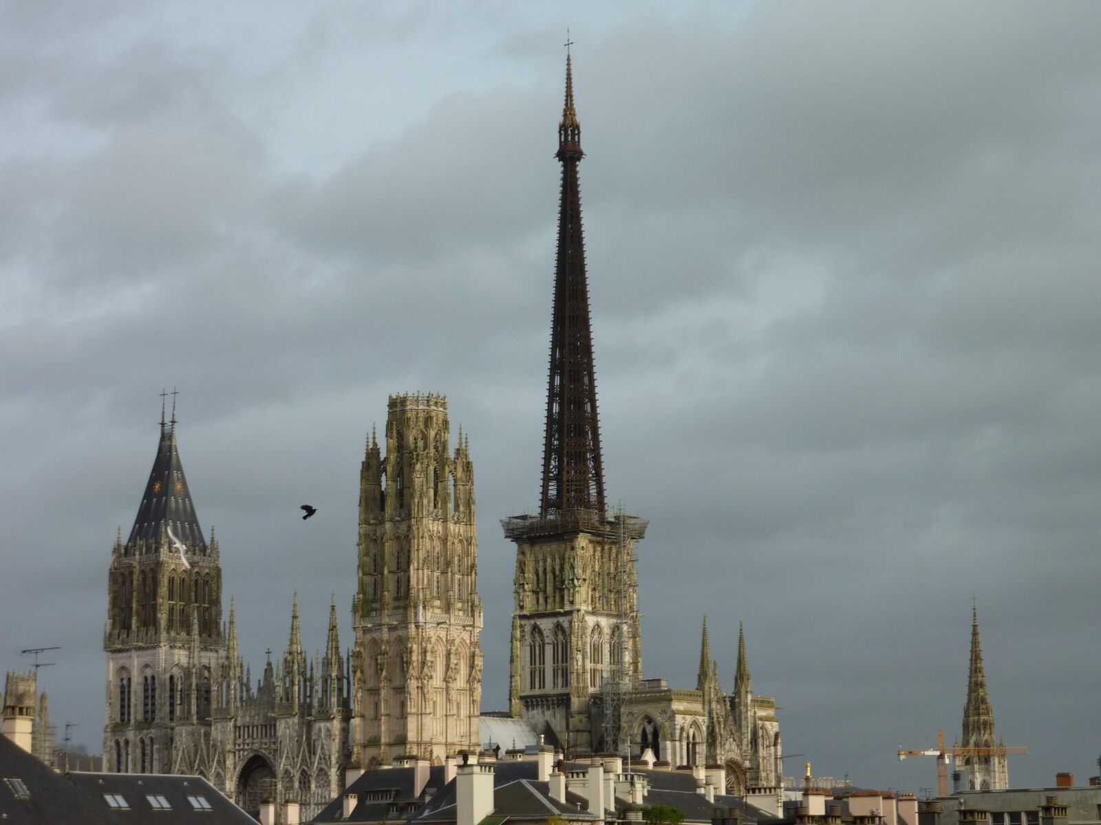 Panasonic DMC-TZ7 sample photo. Rouen, cathedral, sky photography