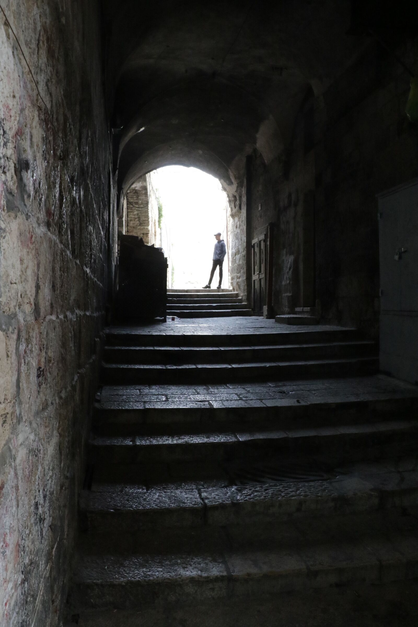 Canon EOS 7D Mark II sample photo. Street, old, city photography