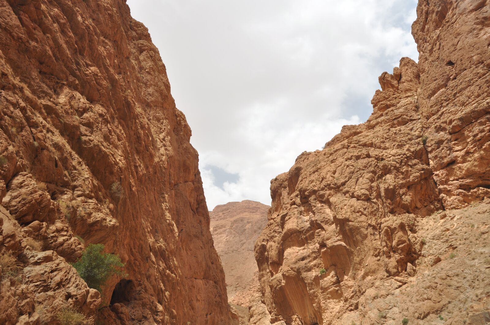 Nikon D90 sample photo. Throat, tinghir, mountain photography