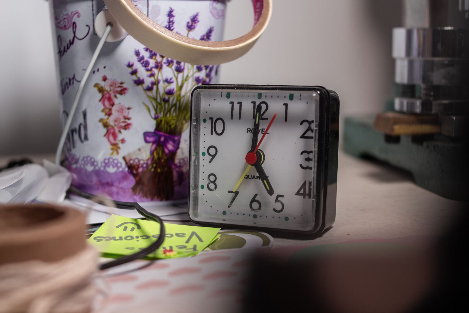 ZEISS Milvus 35mm F1.4 sample photo. Clock, time, office photography