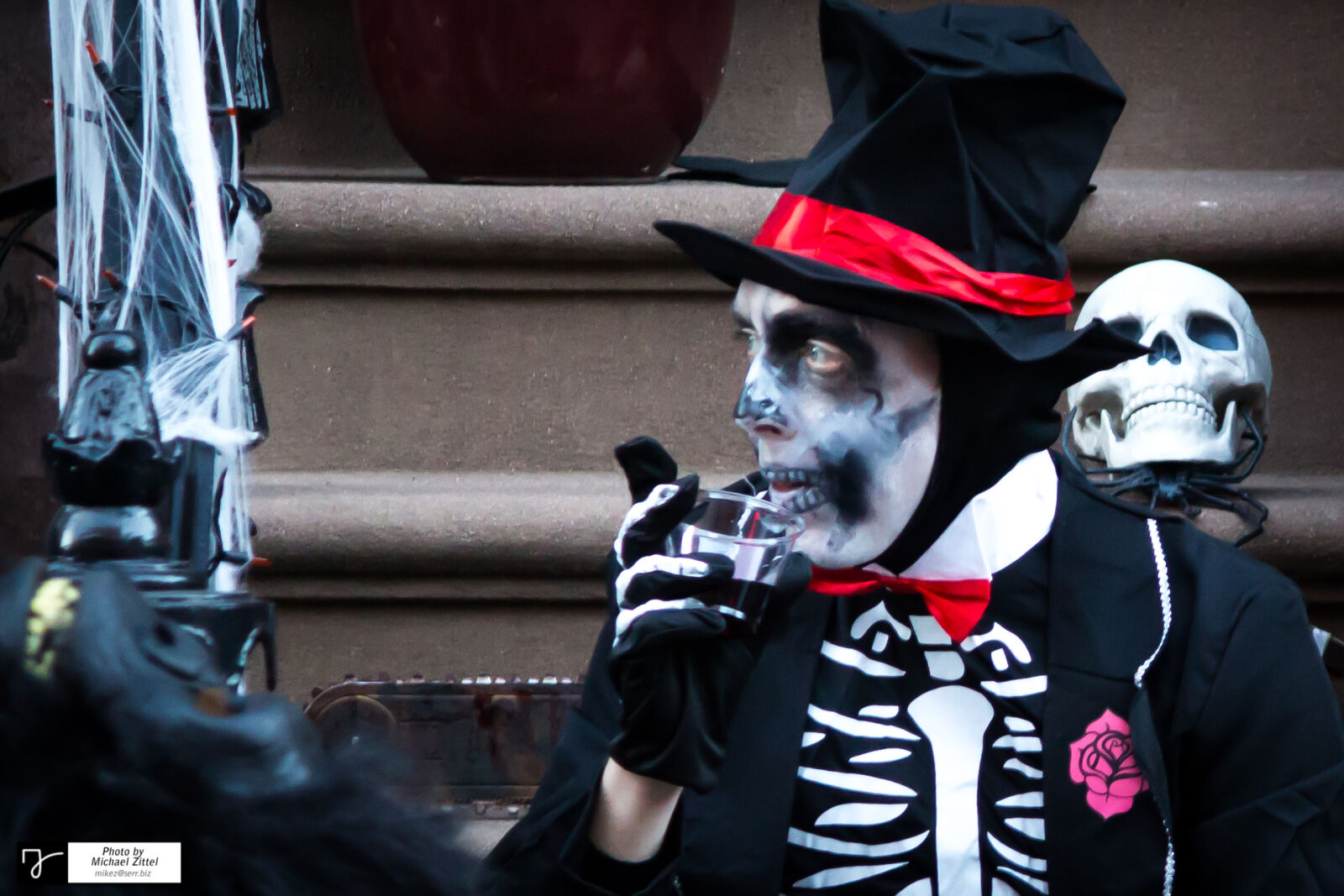 Canon EOS 600D (Rebel EOS T3i / EOS Kiss X5) sample photo. Midsection, of, man, with photography