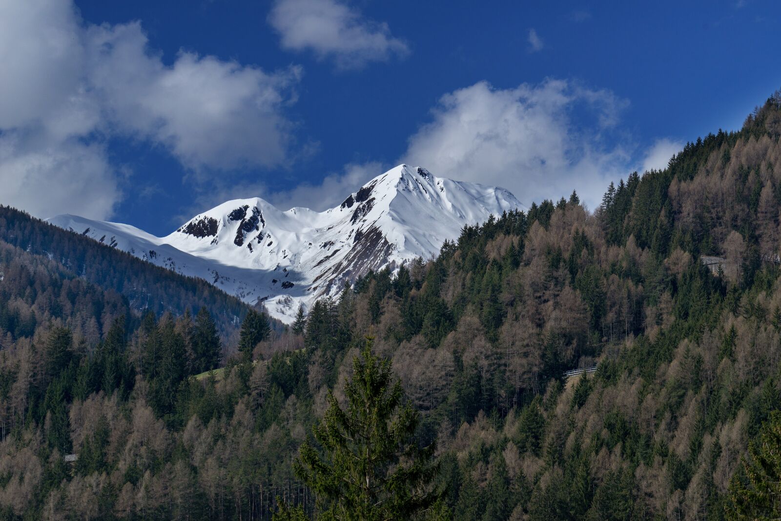 Sony a7R + Sony FE 70-200mm F4 G OSS sample photo. Mountain, mountains, alpine photography