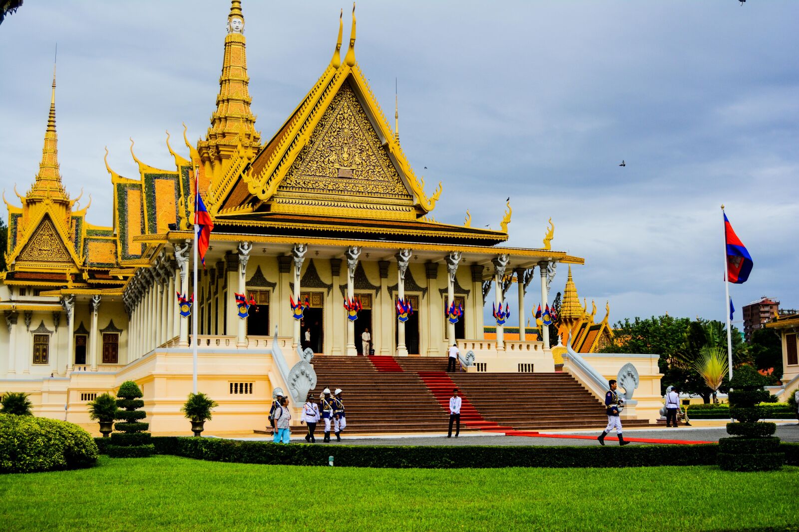 Nikon D7100 sample photo. Royal palaces, the city photography