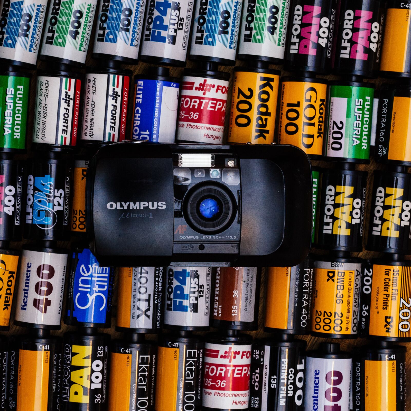 Canon EOS 5D Mark II sample photo. Olympus, mju, technology photography