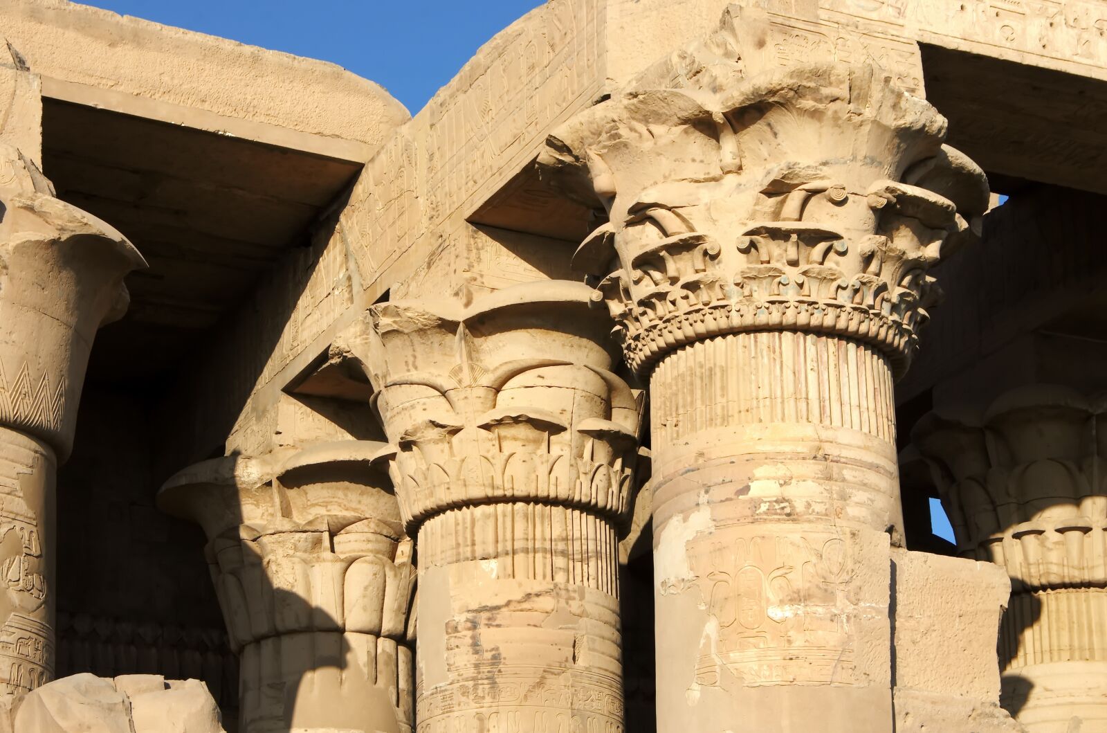 Pentax K-5 sample photo. Egypt, kom-ombo, colonnade photography