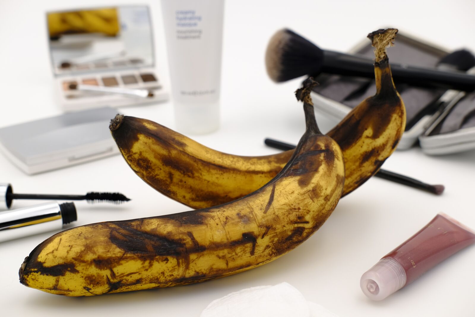 Fujifilm X-T2 + Fujifilm XF 35mm F2 R WR sample photo. Banana, old, aged photography