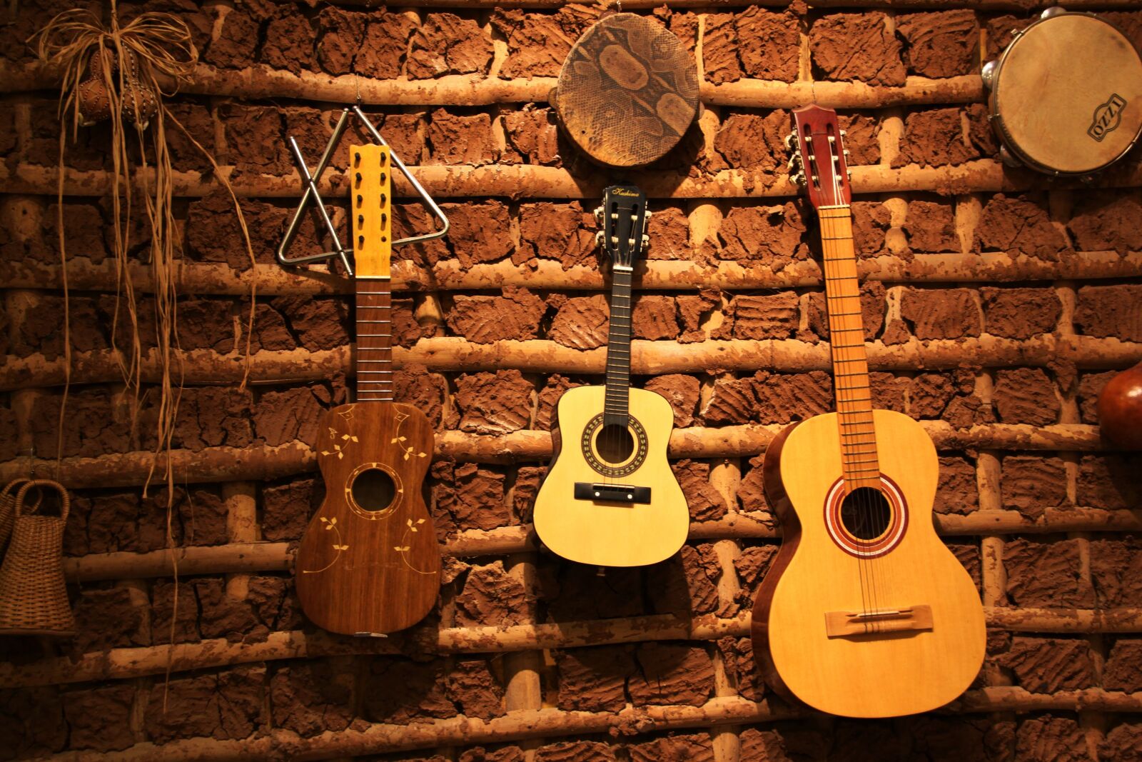 Canon EOS 50D sample photo. Folk, guitar, po photography