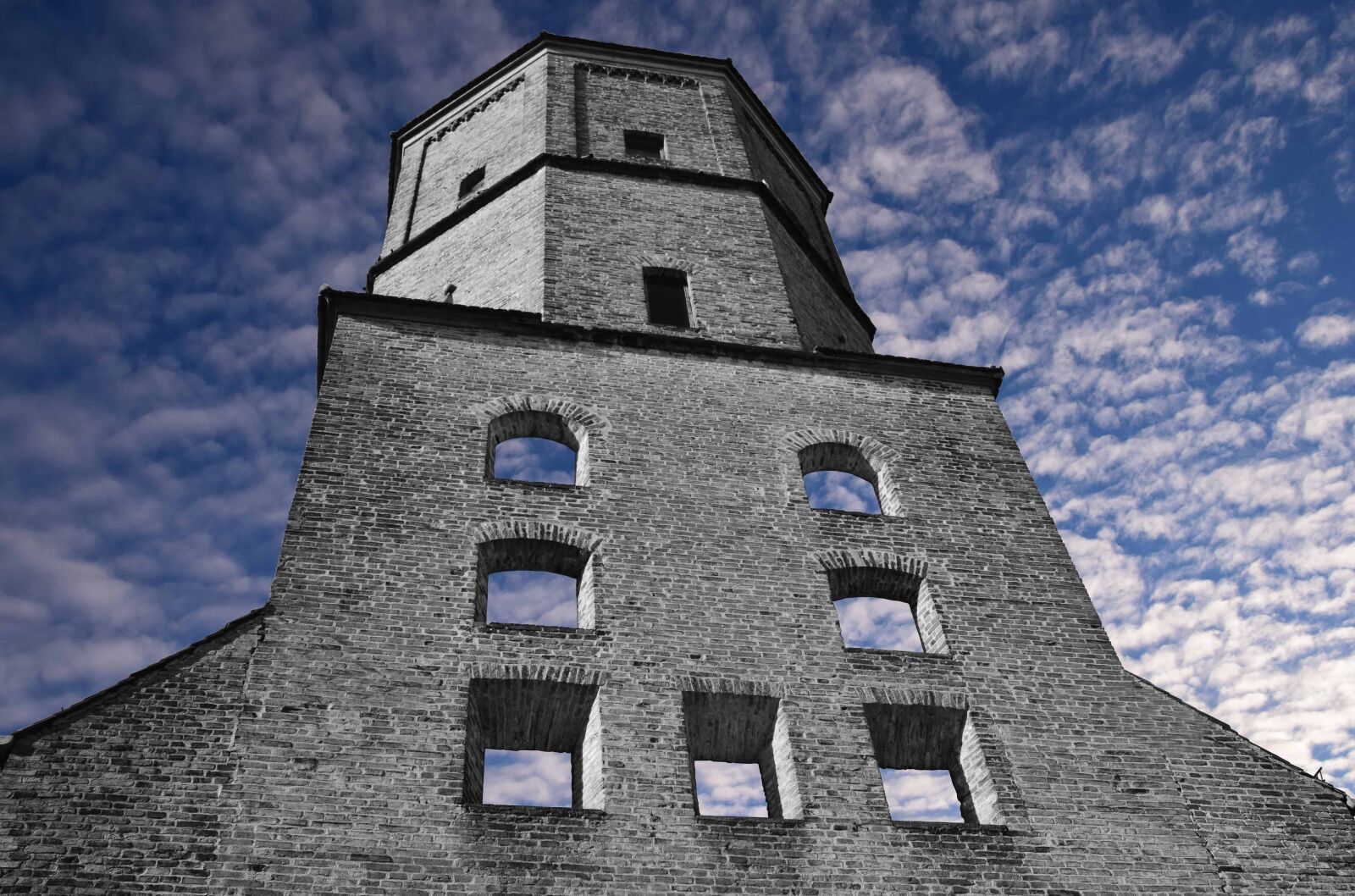 Nikon D3300 sample photo. Blue sky, cloud, facade photography