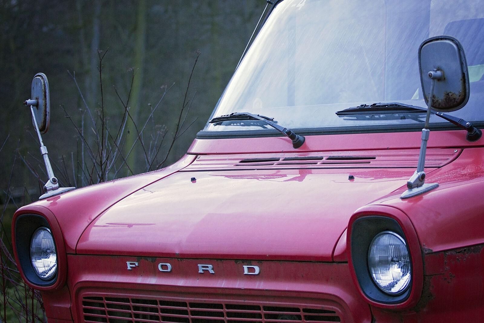 Canon EF 70-200mm F4L USM sample photo. Car, ford photography