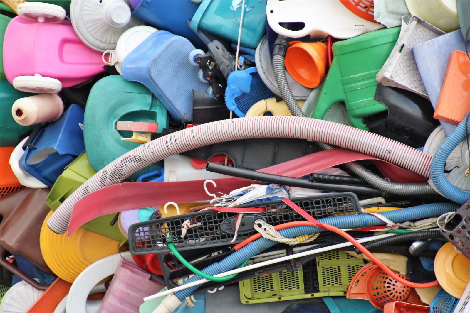 Canon EOS 7D Mark II sample photo. Art, colorful, modern, art photography