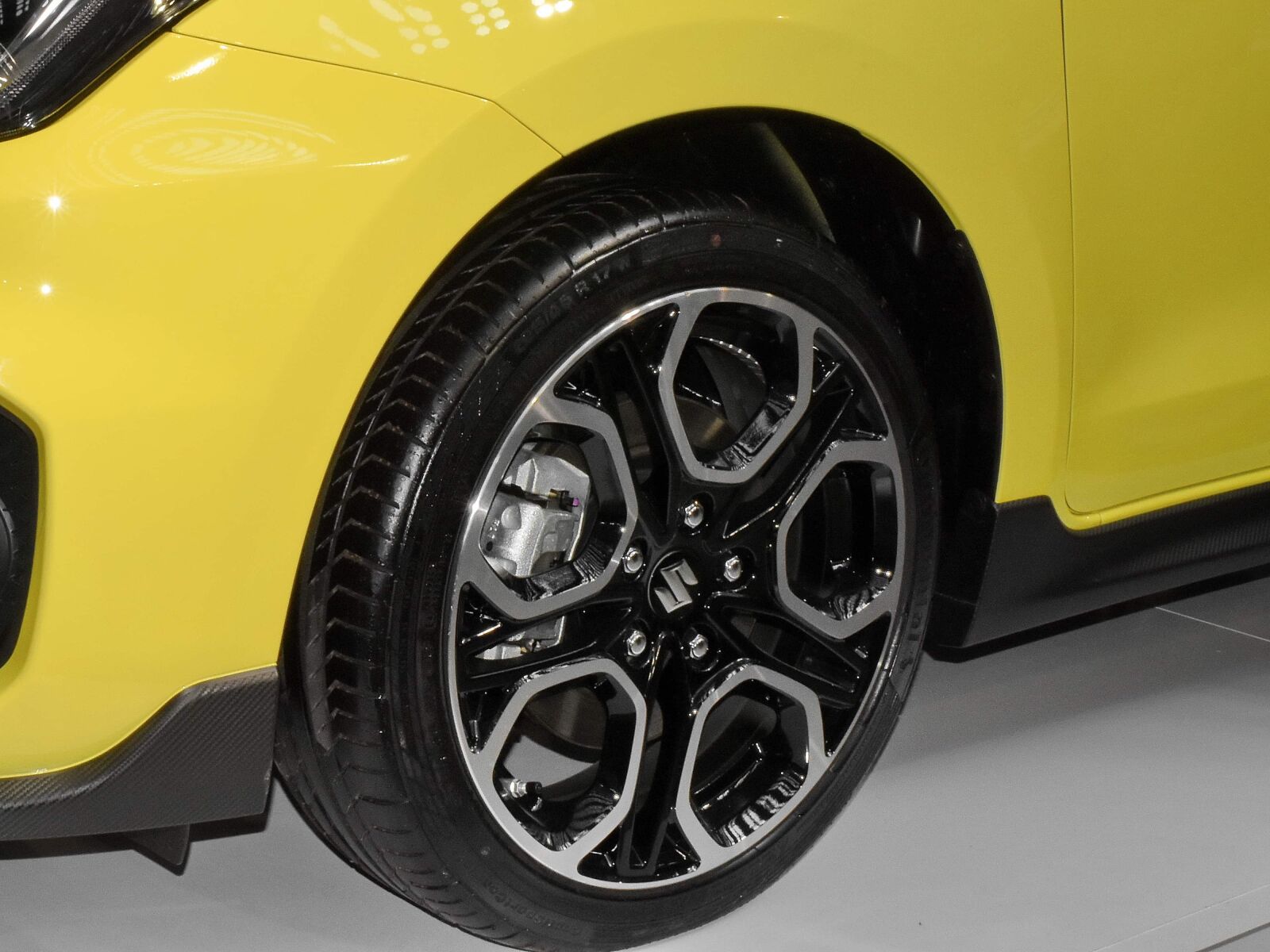 Nikon D5500 sample photo. Alloy, aluminum, rim, sedan photography