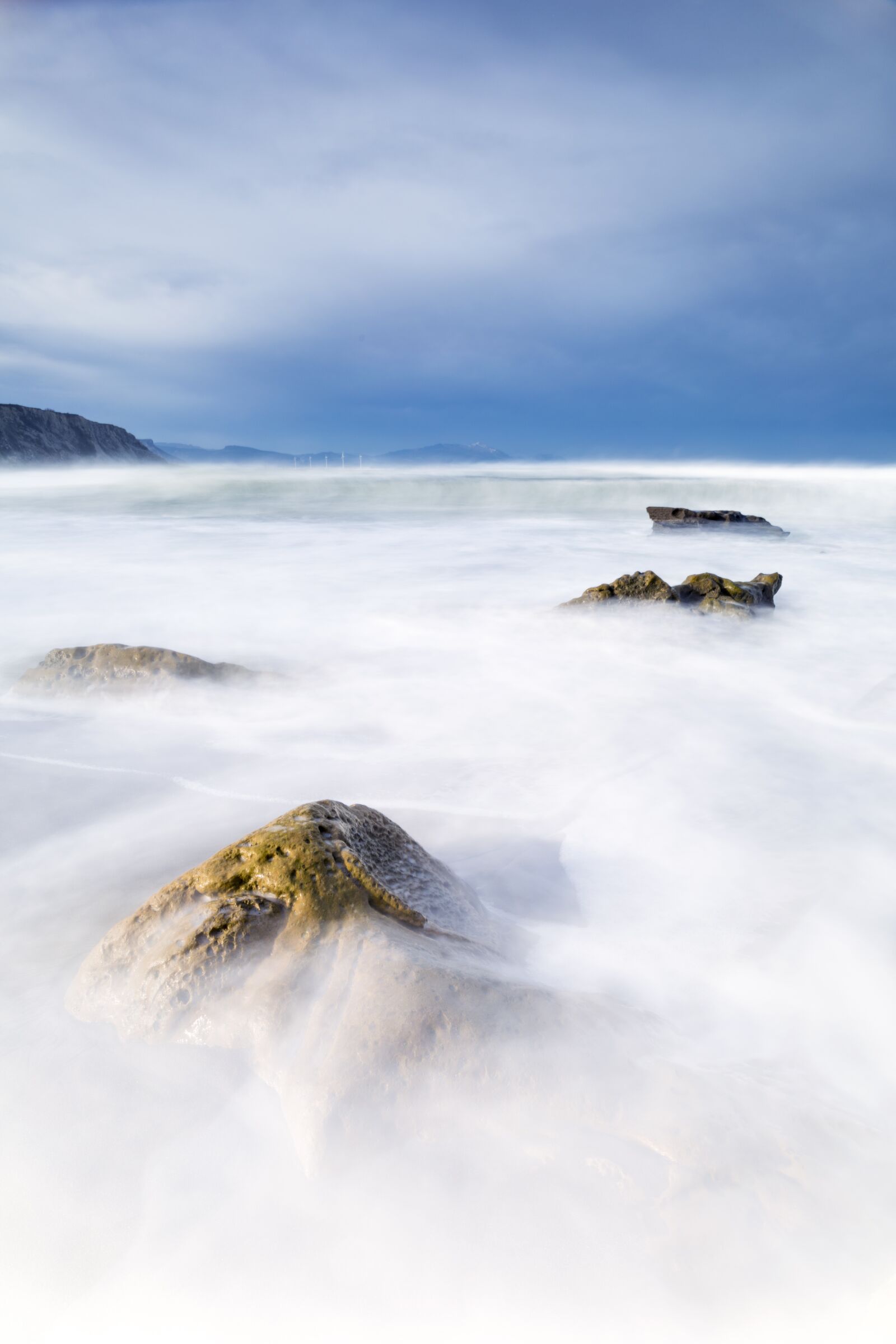 Canon EF 24-70mm F4L IS USM sample photo. Basque country, beach, foam photography