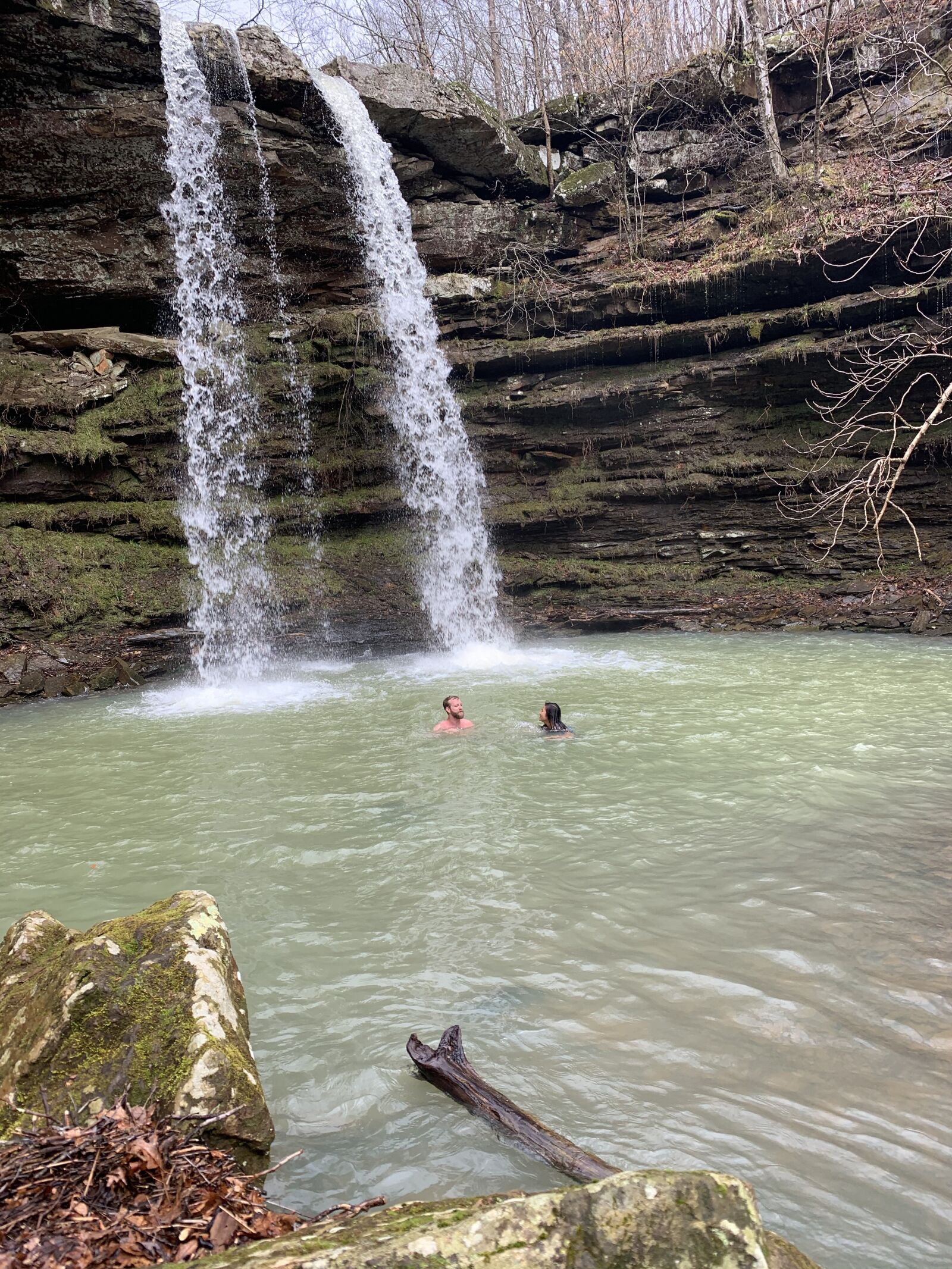 Apple iPhone XS sample photo. Waterfall, couple, water photography