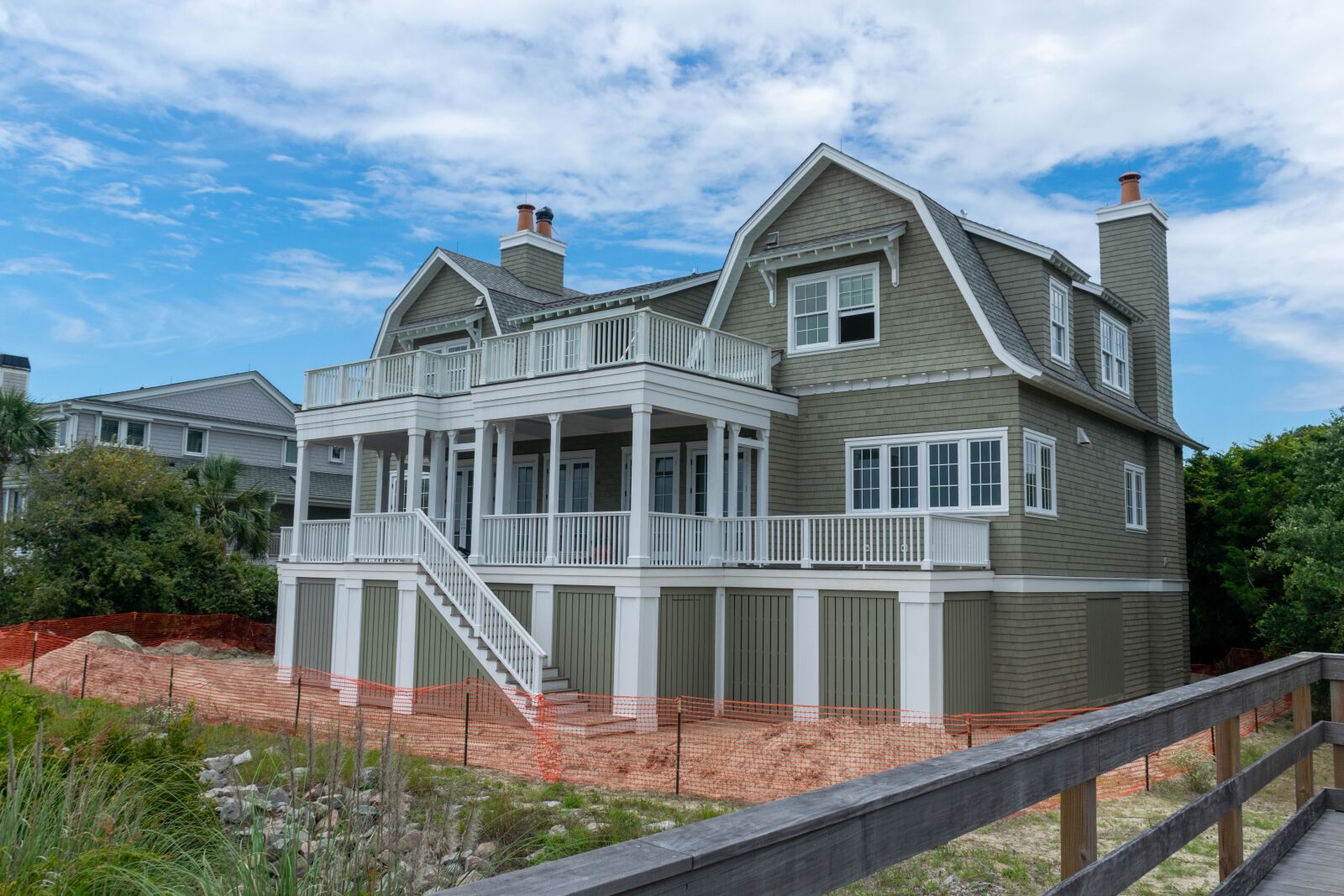 Nikon D5300 sample photo. Beach house, coast, vacation photography