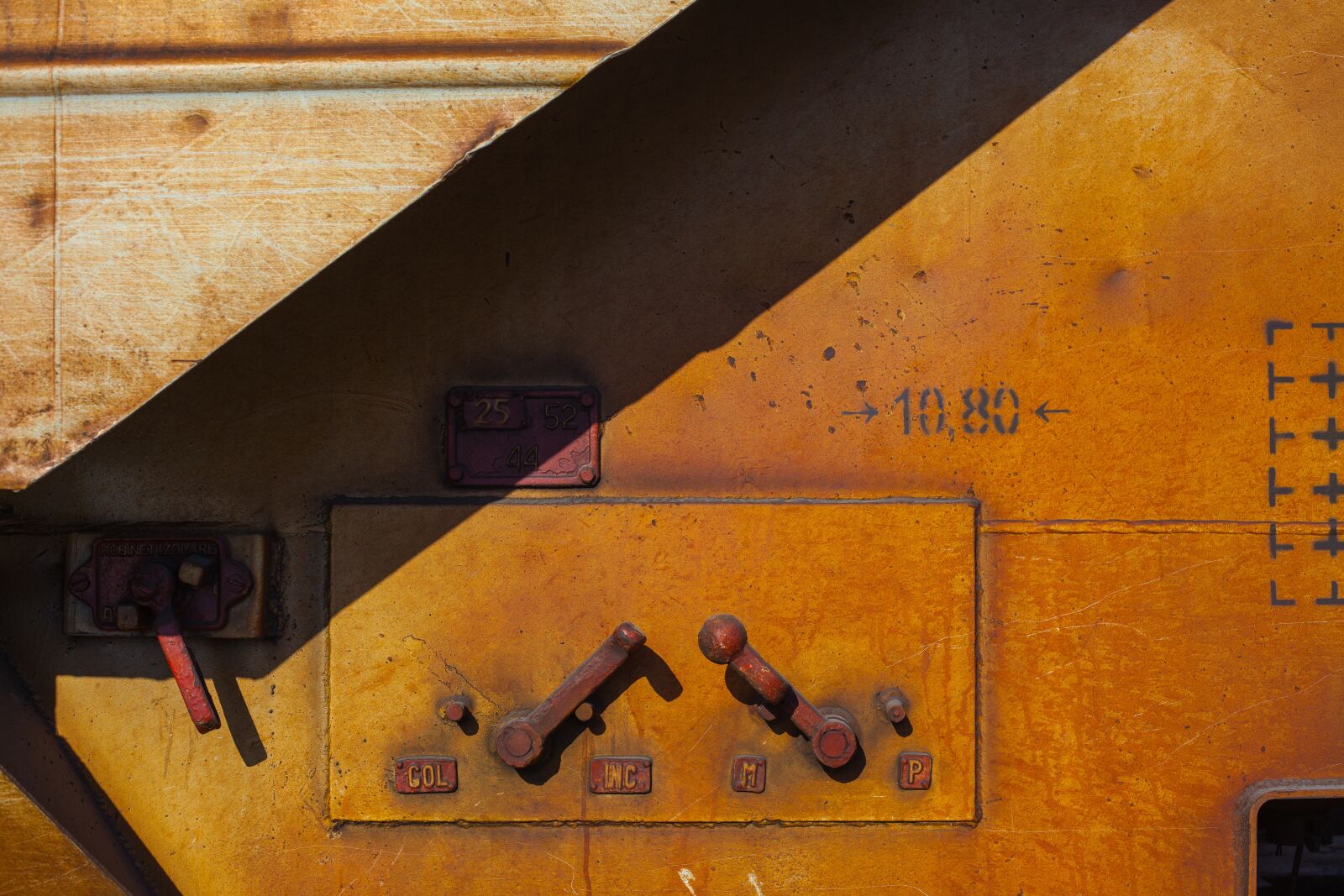 Canon EF 50mm F1.8 II sample photo. Abandoned factory, contrast, factory photography