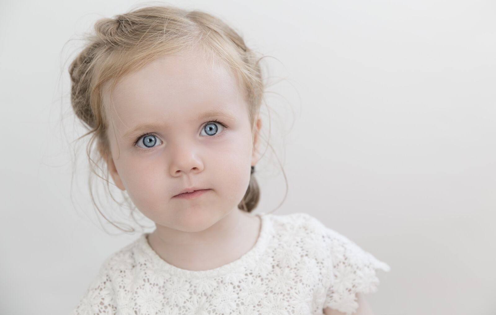 Canon EF 24-70mm F2.8L II USM sample photo. Toddler, child, girl photography