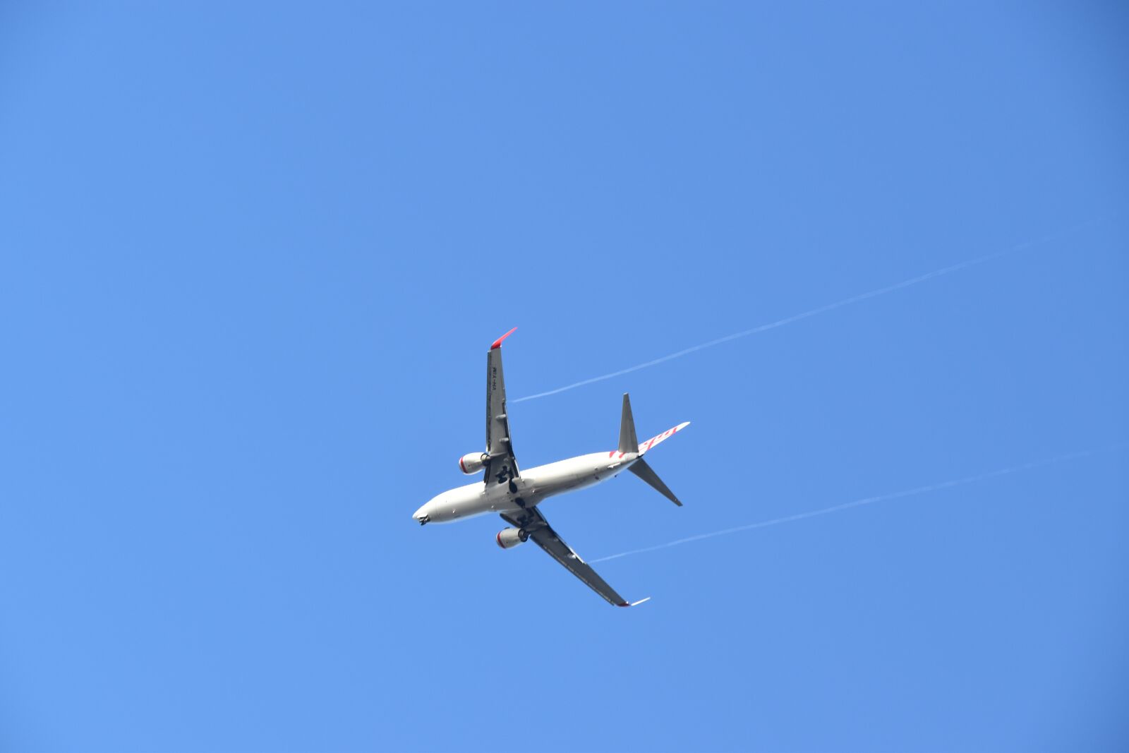 Nikon D5500 sample photo. Airplane, aircraft, flight photography