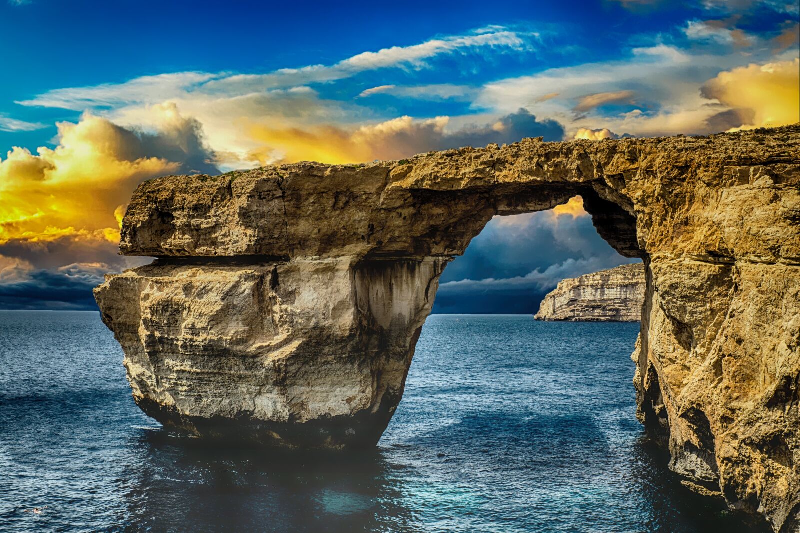 24-70mm F2.8-2.8 SSM sample photo. Sea, rock, seashore photography