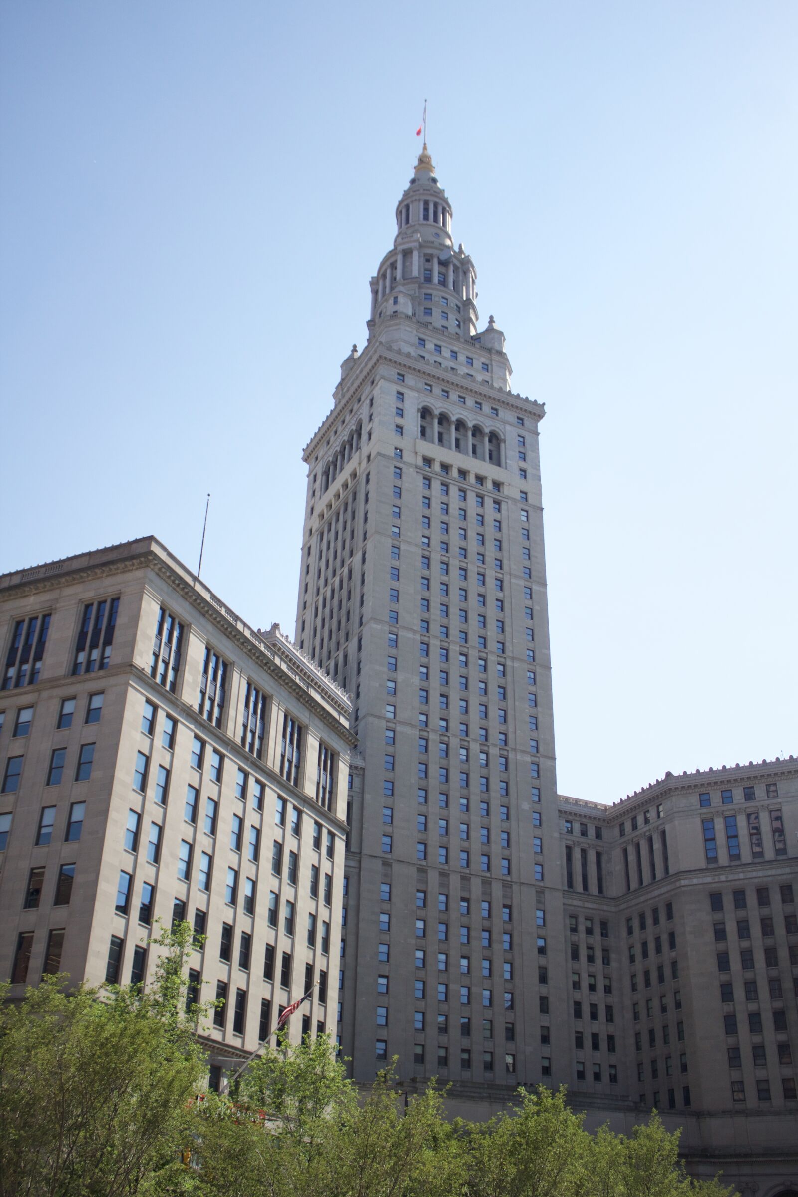 Canon EOS 1200D (EOS Rebel T5 / EOS Kiss X70 / EOS Hi) sample photo. Cleveland, building, skyscraper photography