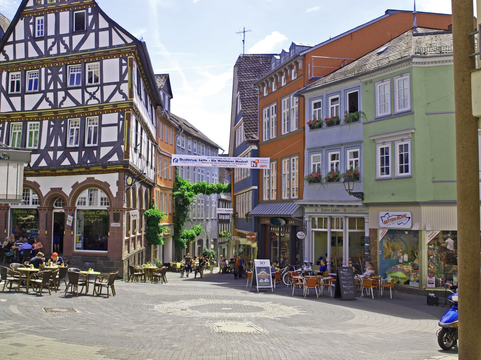 Olympus E-420 (EVOLT E-420) sample photo. Iron market, wetzlar, hesse photography