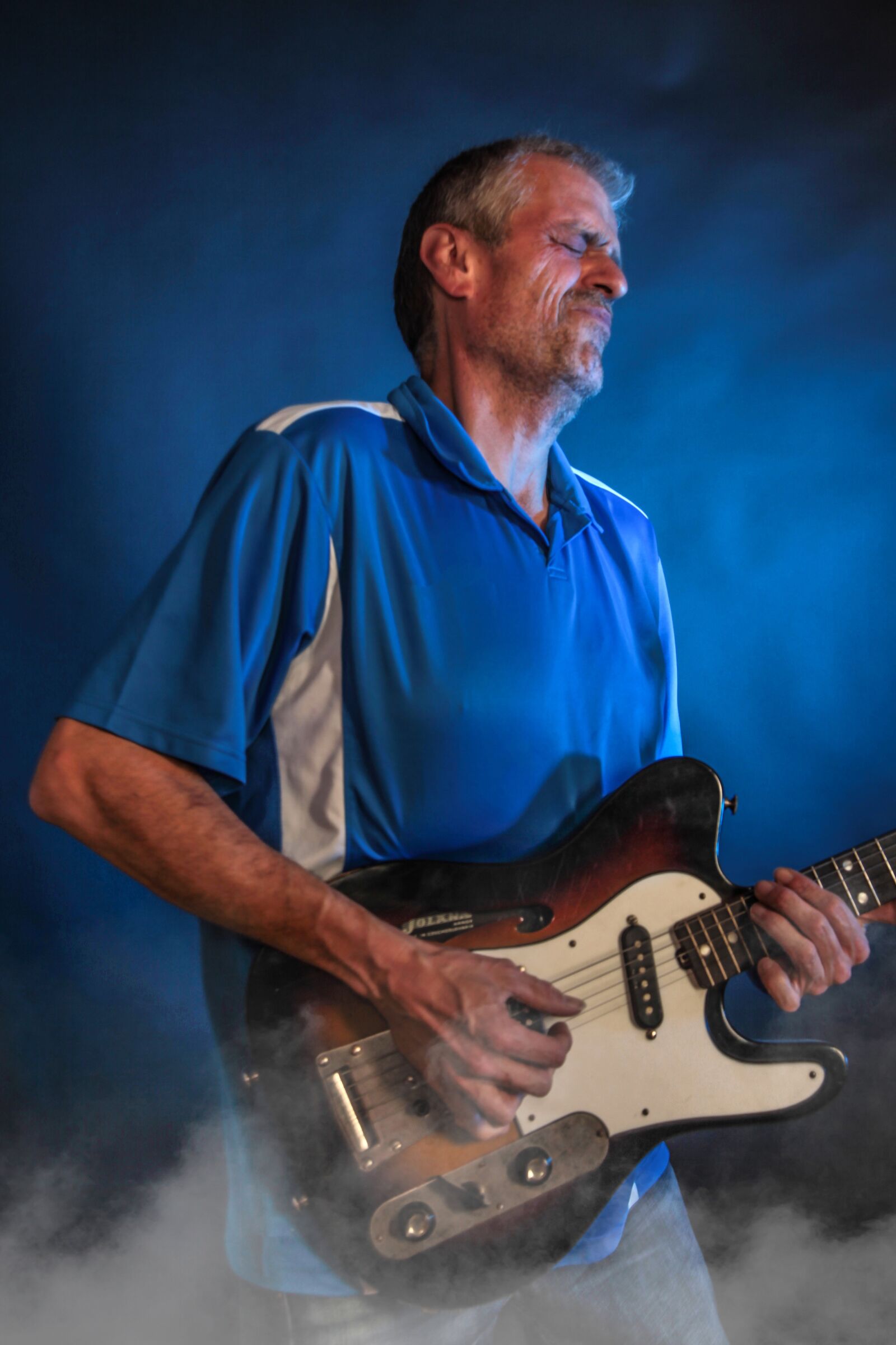 Canon EOS 5D Mark II sample photo. Concert, guitar, man photography
