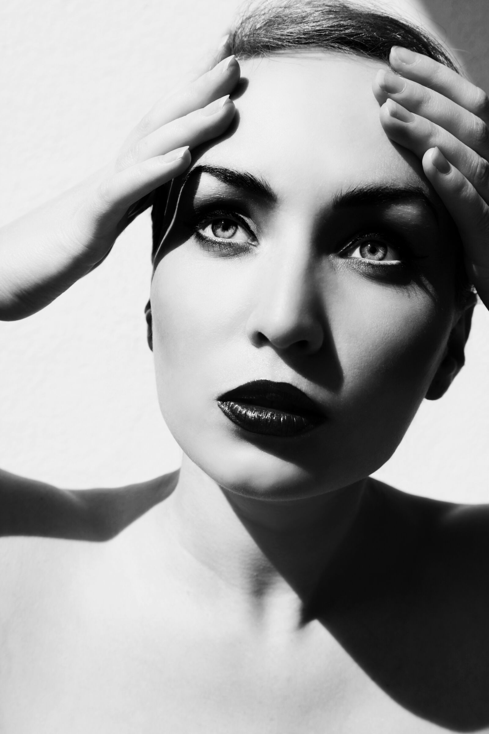 Canon EOS 5D Mark II sample photo. Woman, beauty, black and photography