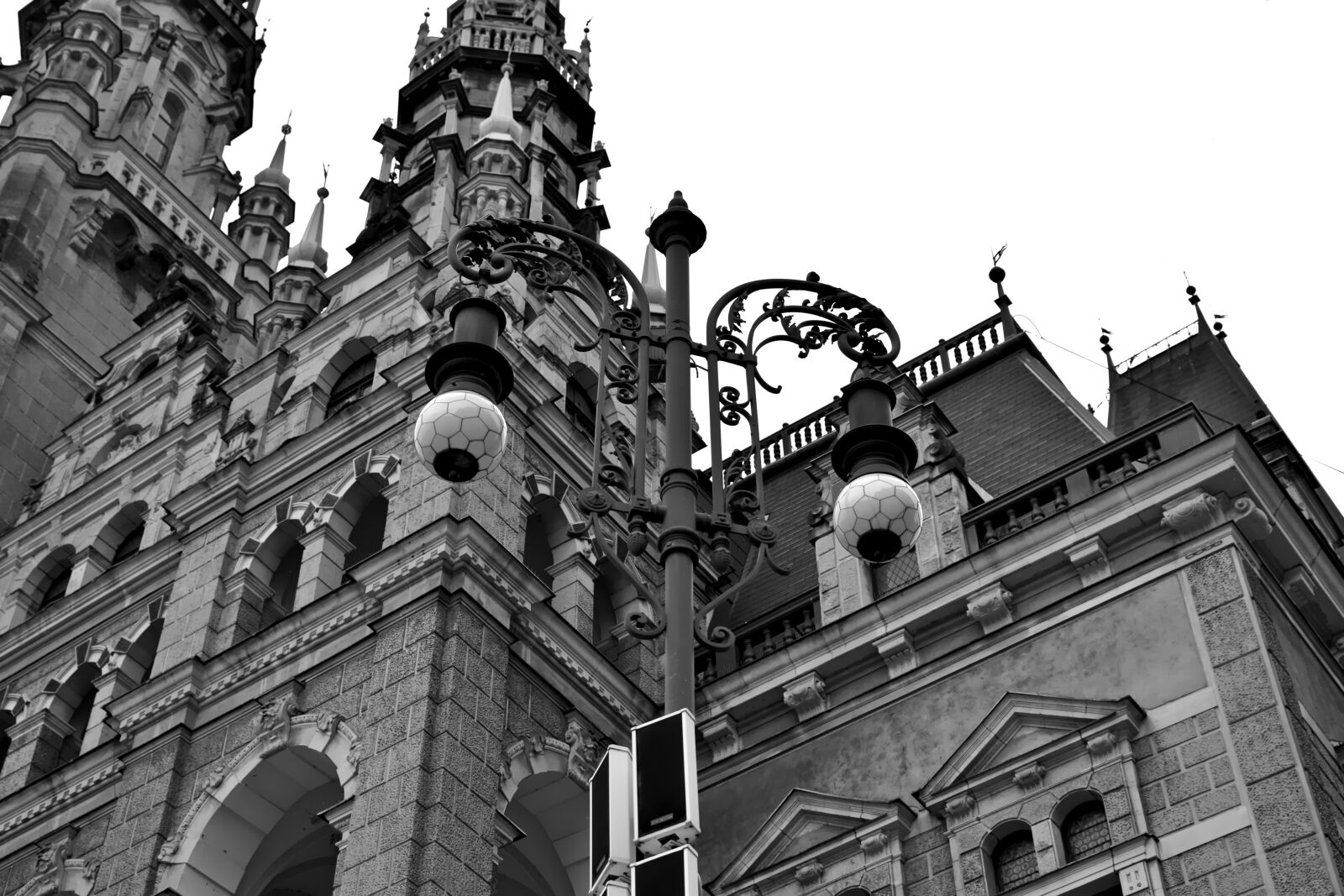 Nikon D5300 sample photo. Liberec, the market, architecture photography