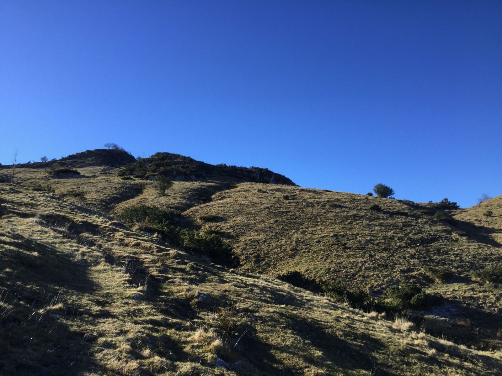 Apple iPad Air 2 sample photo. Blue sky, mountains, france photography