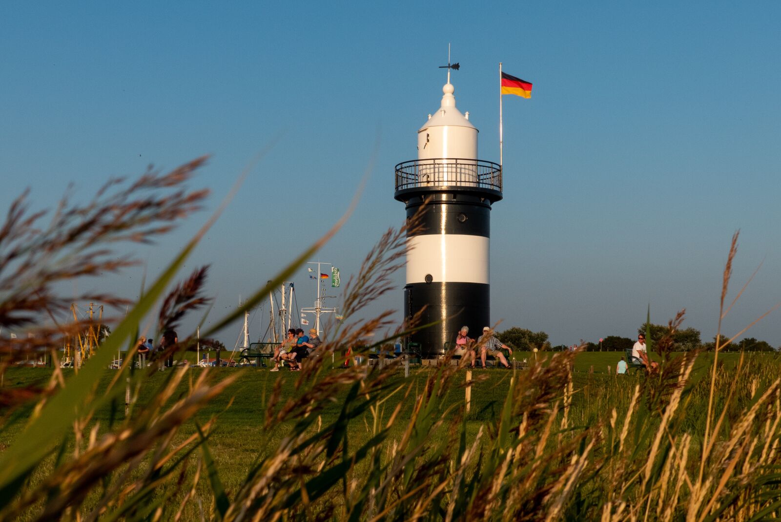 Panasonic Lumix DMC-FZ300 sample photo. Lighthouse, daymark, beacon photography