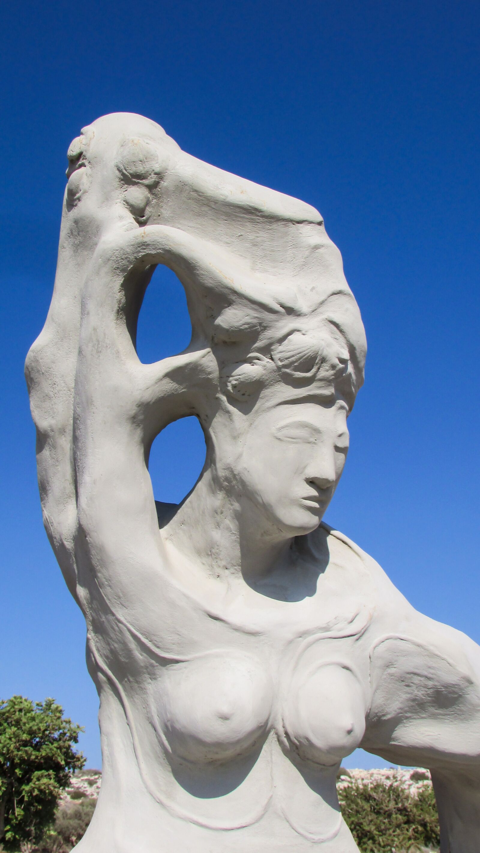 Canon PowerShot SX400 IS sample photo. Woman, bare-breasted, sculpture photography